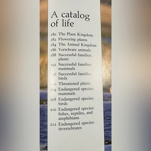 LIVING WORLD ATLAS ~ intriguing Atlas of the Living World circa 1989 - Picture 10 of 12
